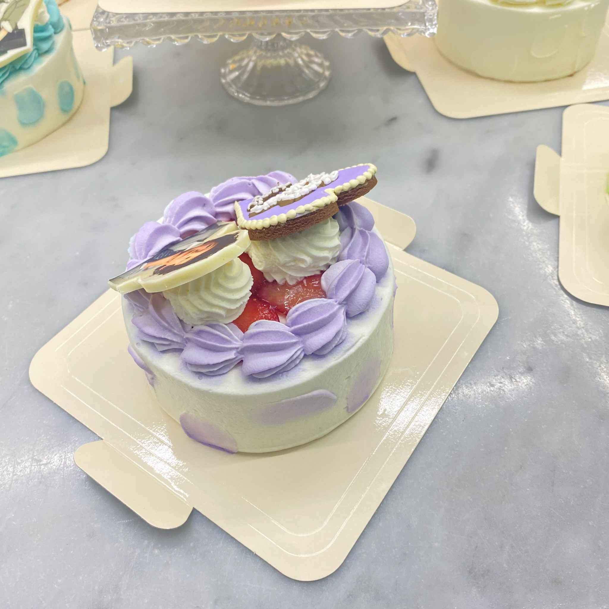 選べる9色！推しカラーアイシング＆写真ケーキ 5号（NENE cafe） | Cake.jp
