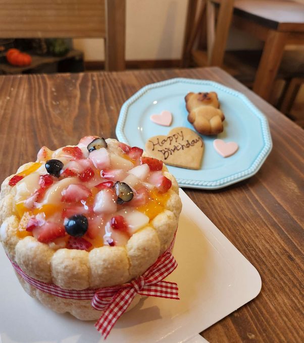 ファーストバースデーケーキ ホイップヨーグルトクリーム 4号 12cm 9