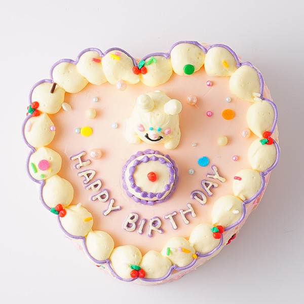 立体うさぎのハート型センイルケーキ 6号（iRene（アイリーン