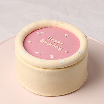 もこもこふちどりクリームのバタークリームセンイルケーキ 4号