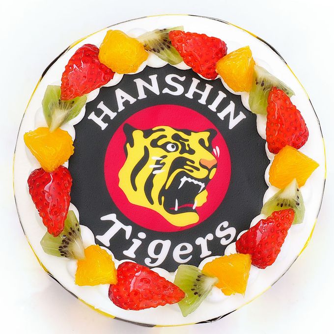 阪神タイガース承認タイガースケーキ フレッシュフルーツ三種デコレーション 生クリームショートケーキ 5号 15cm cream-5-tigers 2