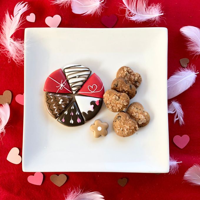 完売しました★バレンタイン缶★カラフルで可愛いアイシングクッキー＆ザクザククッキー 2