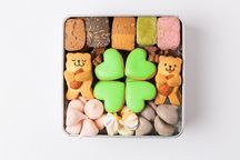 お菓子の宝石箱・くま缶(中)×緑のクローバー クッキー、メレンゲ、焼き菓子 3
