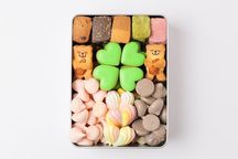 お菓子の宝石箱・くま缶(大)×四葉のクローバー クッキー、メレンゲ、焼き菓子 3