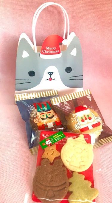 クリスマスお菓子アソ－ト(３袋[くま、ねこ、いぬ］セット)［米粉ドーナツ(プレ‐ン、ココア)各１個、 お米のクッキー）×３Bags]卵、乳、小麦不使用）2025クリスマス 4