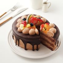 フルーツで飾り付けチョコドリップケーキ 5号