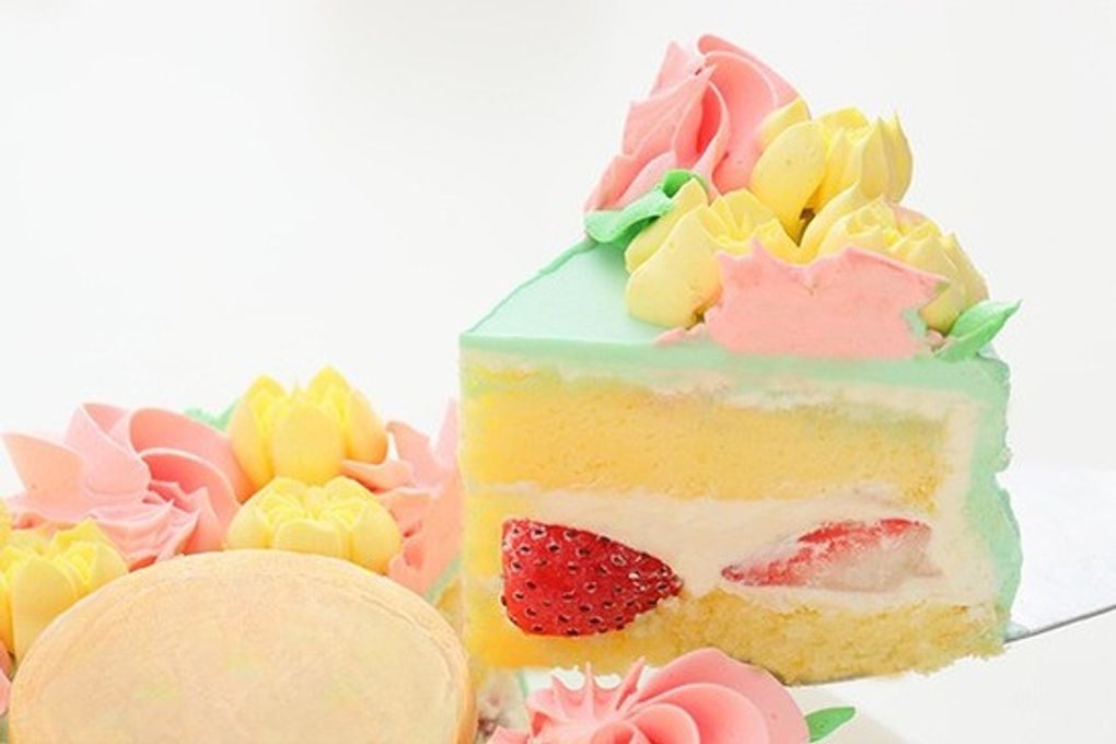 お花畑デコレーション バタークリームケーキ 5号 15cm 4