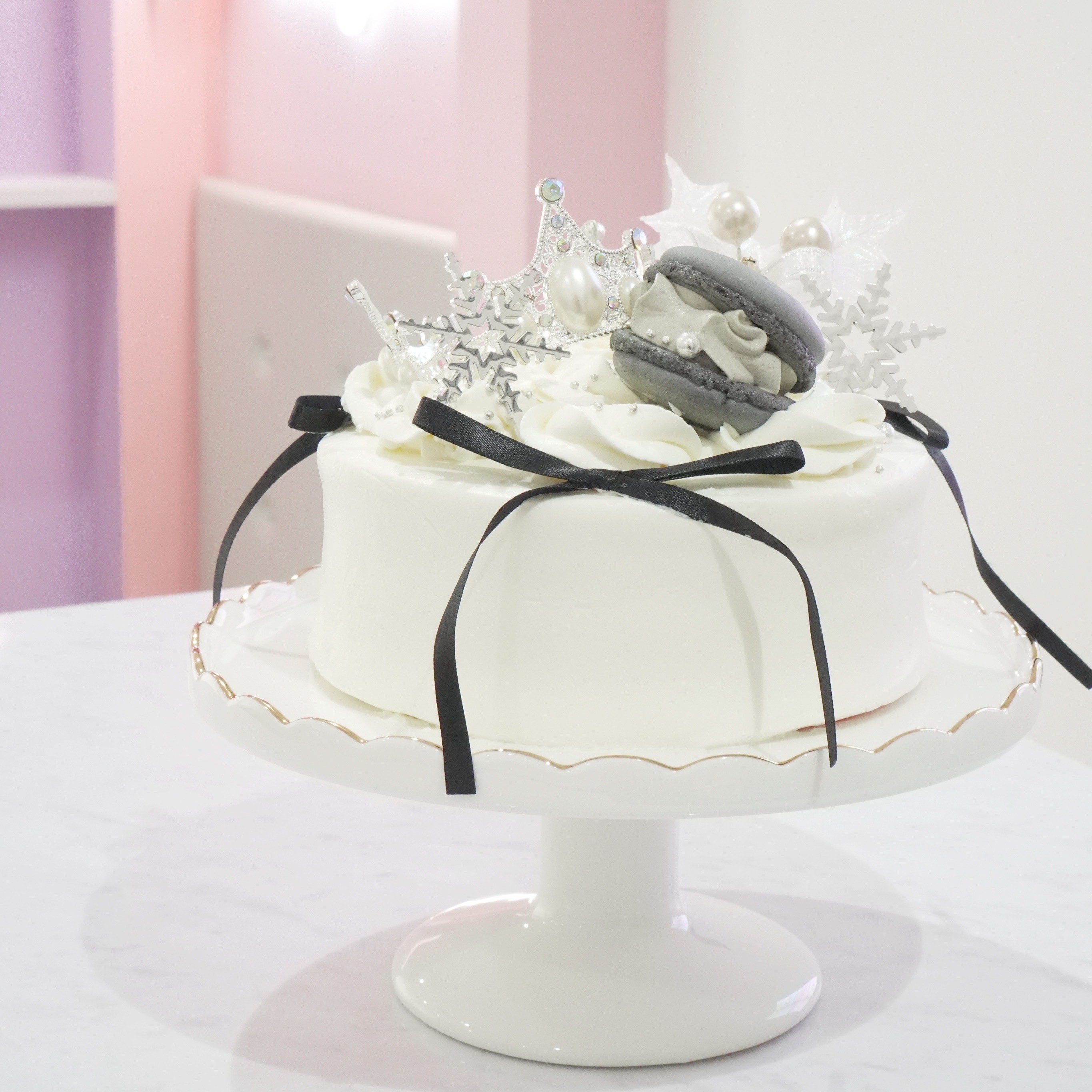 ホワイトローズクリスマス クリスマス2025（Milkymoco） | Cake.jp