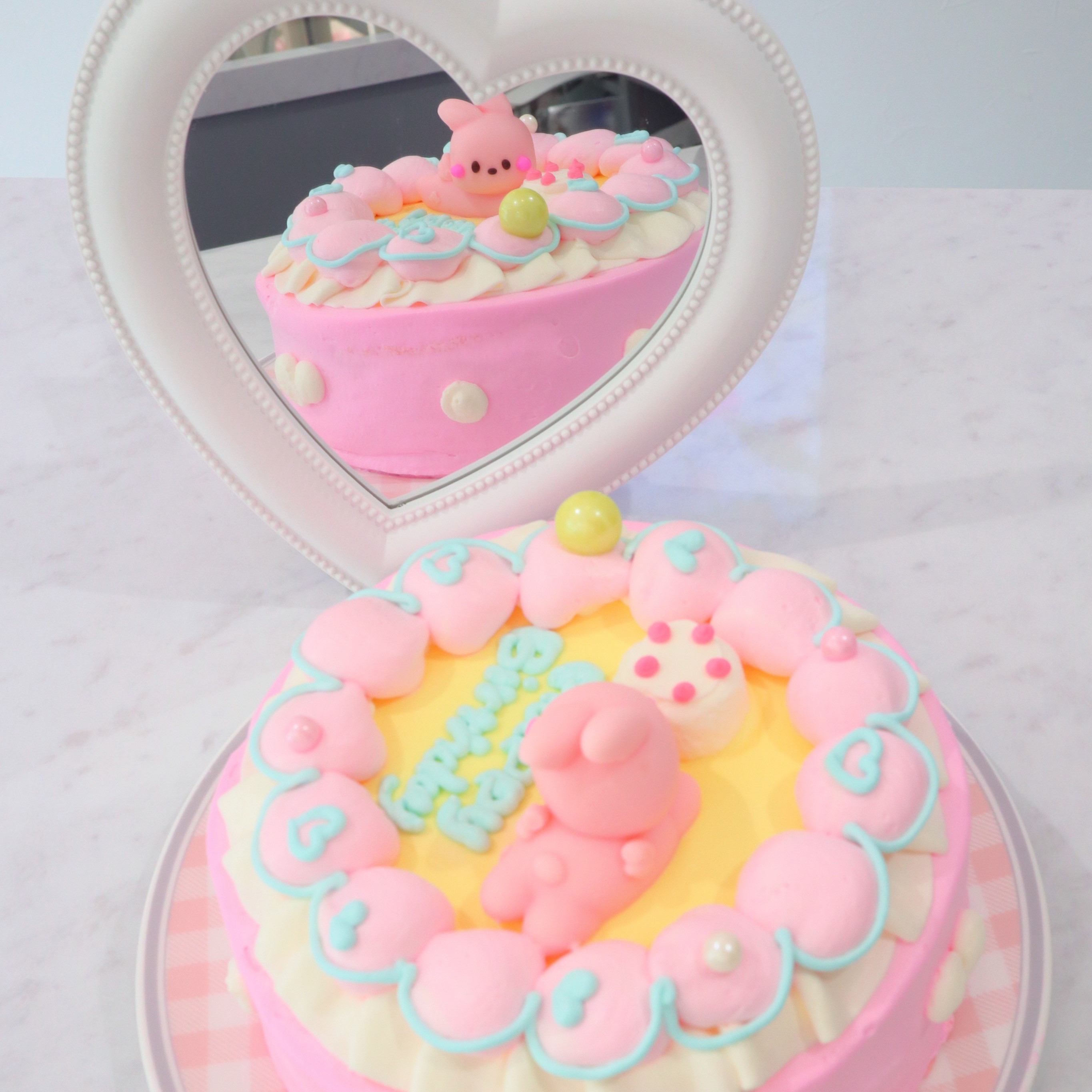 うさちゃん天使のセンイルケーキ 5号（Milkymoco） | Cake.jp