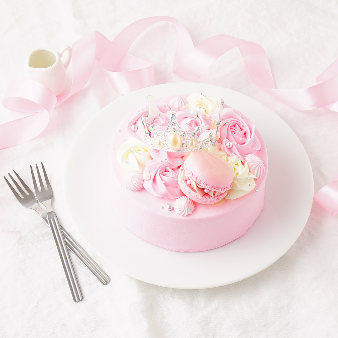 新マカロンティアラケーキ 5号（Milkymoco） | Cake.jp