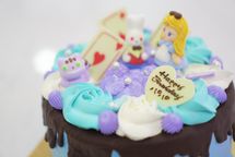 おとぎの国のアリスケーキ ５号 2