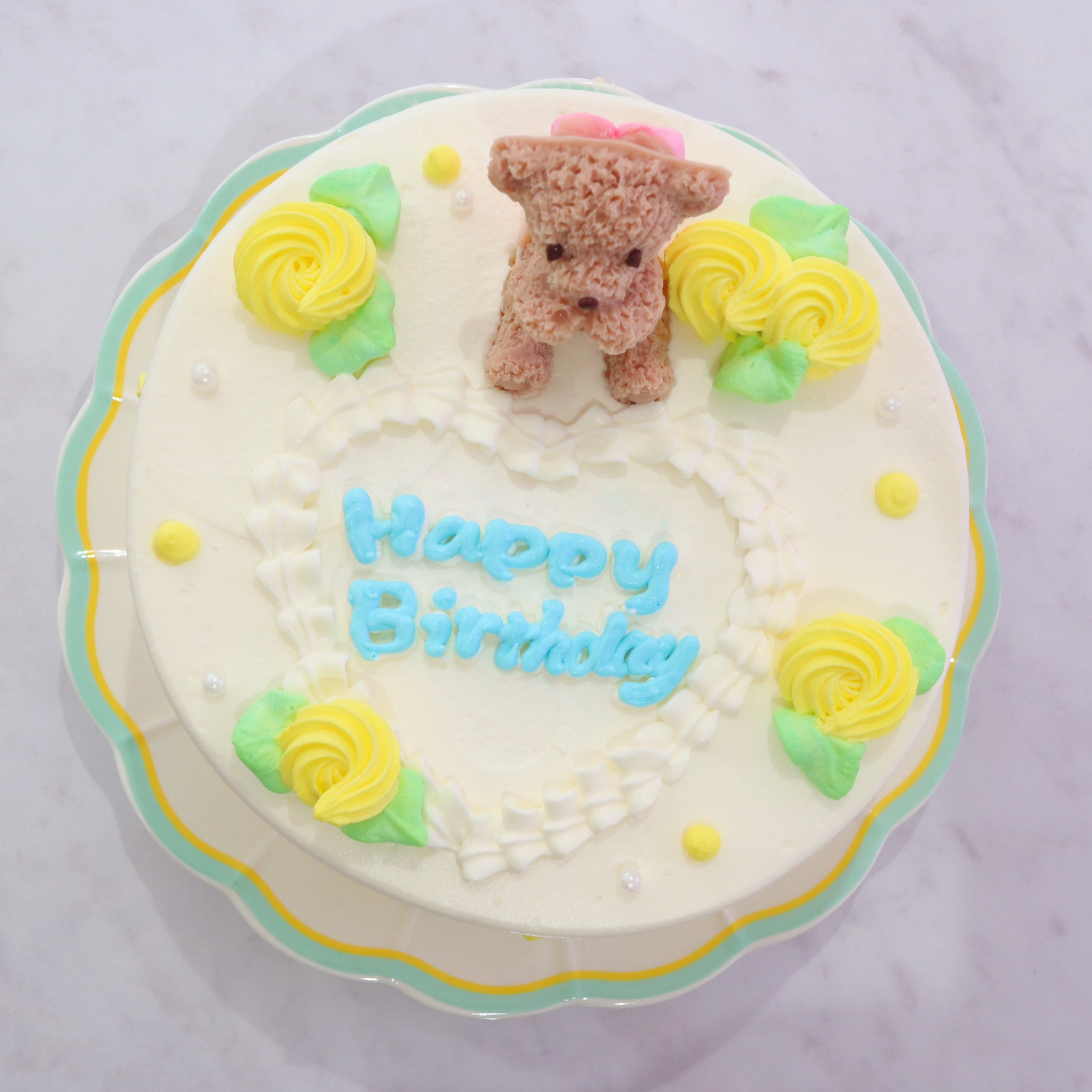 くまちゃんロールケーキ♡苺 かわいすぎるくまちゃんケーキ - ユニークなロールケーキの魅力 | TikTok