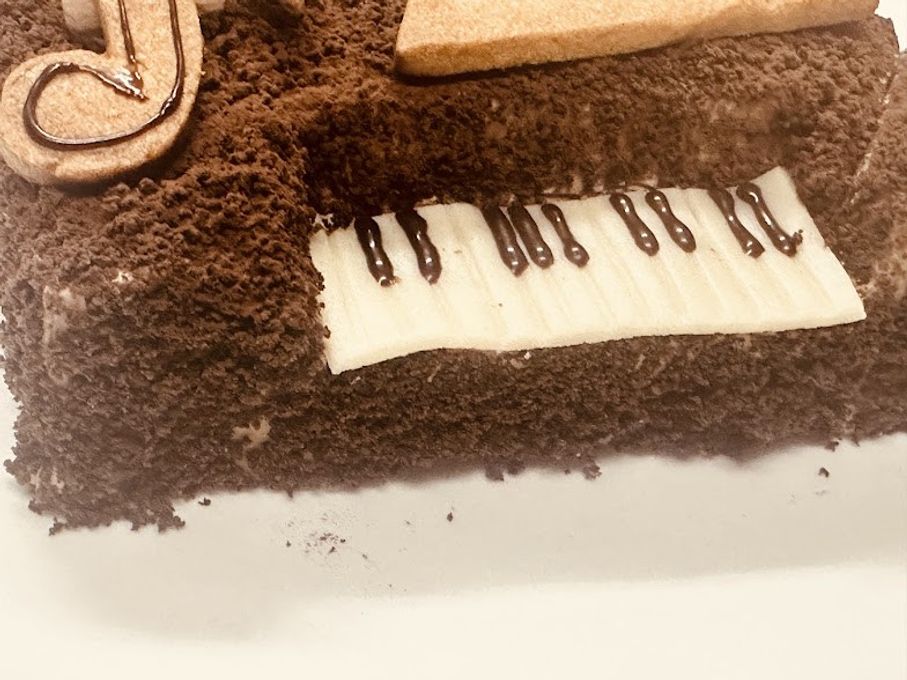 立体ピアノケーキ4号 4