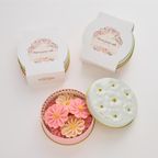 【特別ギフトに】 お花のぼうろ（コスモス）＜3缶セット＞ 【紙袋付き】お歳暮2025 4