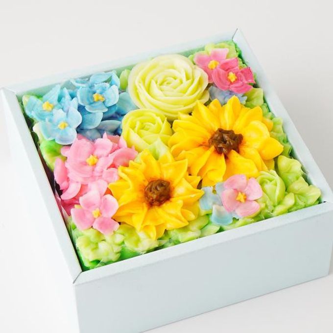 食べられるお花のボックスフラワーケーキ【ヒマワリコレクション】 1