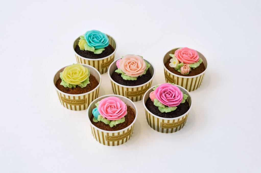 【特別ギフトに】✿食べられるお花のカップケーキ＜6個セット＞ 2