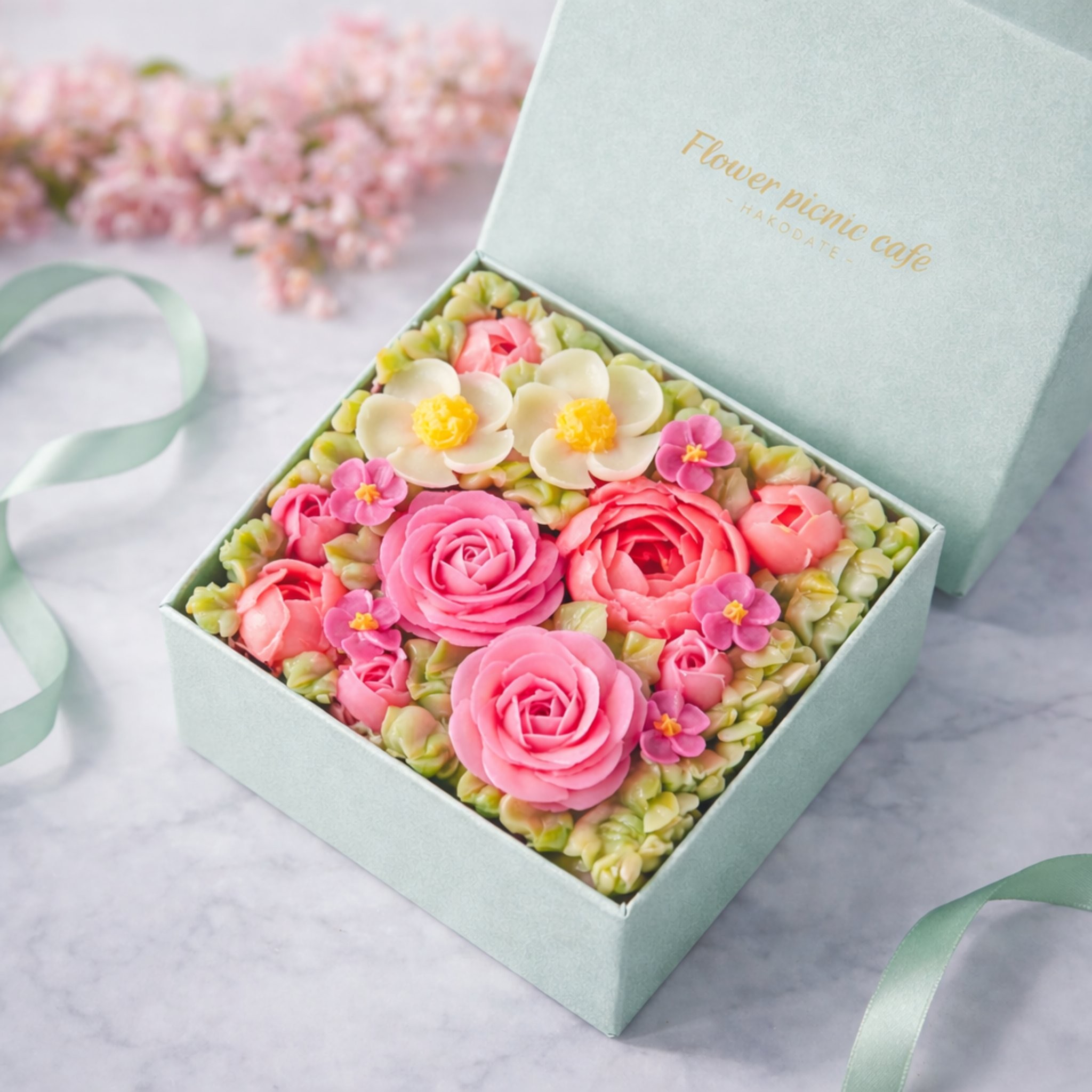 花束のようなボックス 花束の代わりに、食べられるお花のボックスケーキ｜Bloom Garden 母の