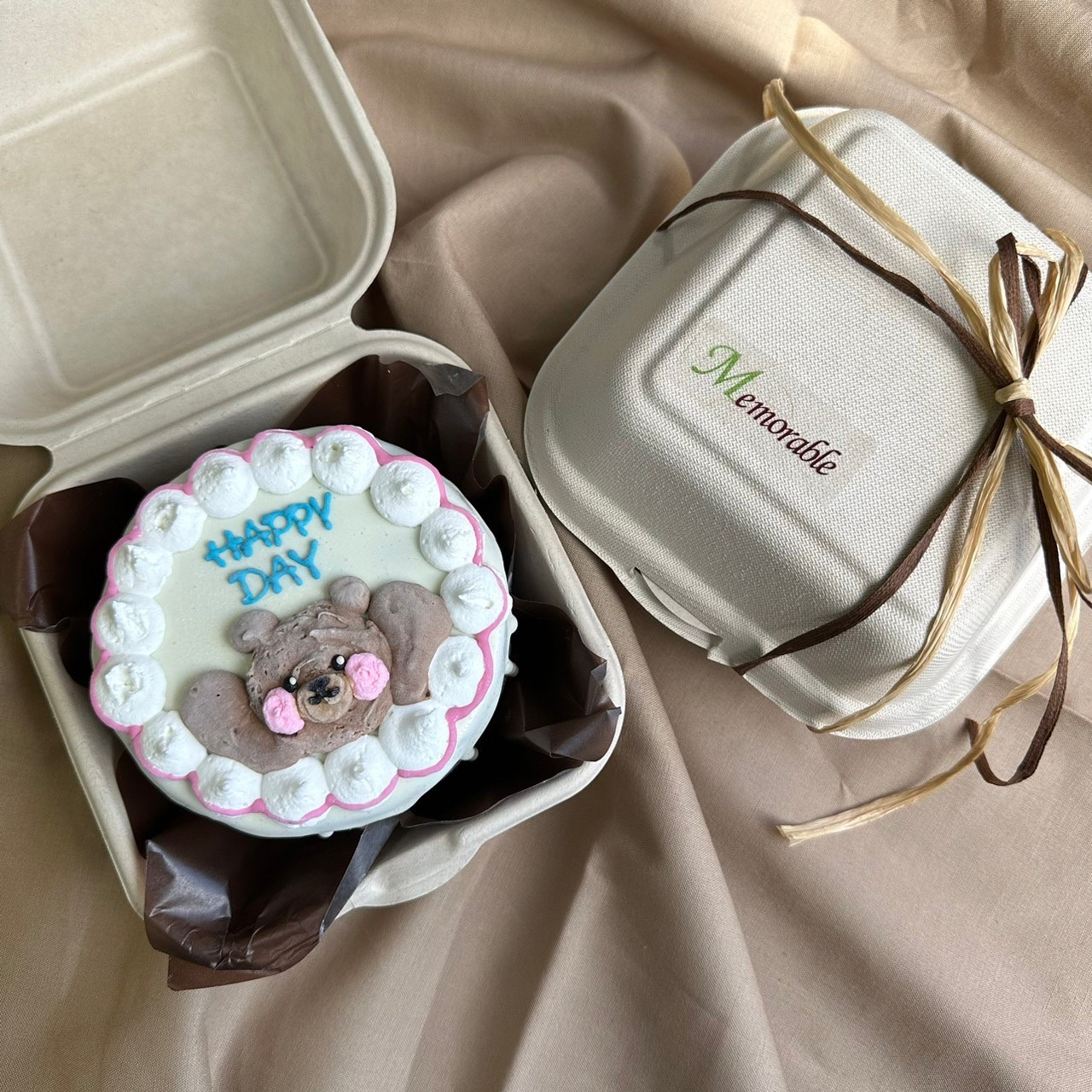 デザインが選べる濃厚チョコドリップランチボックスケーキ（クマ）3号 2