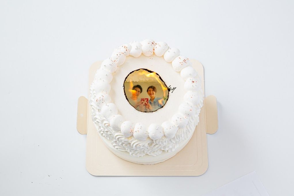 サプライズ写真ケーキ！燃える演出のバーンアウェイケーキ 5