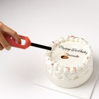 サプライズ写真ケーキ！燃える演出のバーンアウェイケーキ