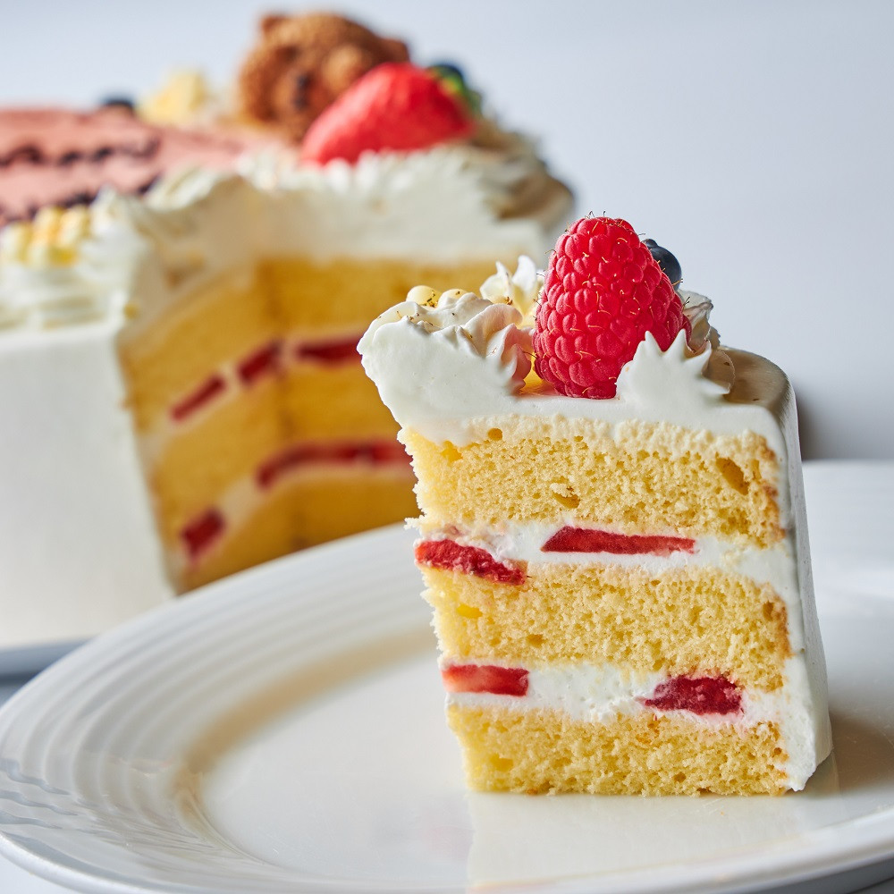ちびっこくまちゃんのホワイトクリームケーキ 6号（ベリーズ