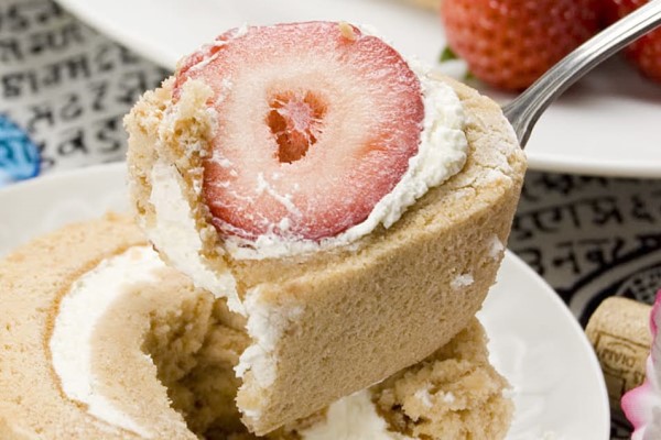 苺メンダコさん♡ロールケーキ