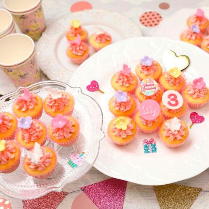 ミニフローラルバースデーボックス(ミニカップケーキ24個セット) 誕生日プレゼント 4