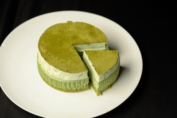 八女茶を使った抹茶のちーずけーき（大三萬年堂 HANARE） | Cake.jp