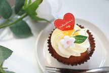 バレンタイン 自由メッセージカップケーキ6個 4