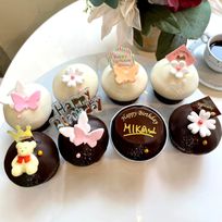 バースデー チョコレート 8個入り