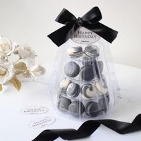 推しマカロンタワー【黒】塩バニラ・レアチーズオレオ