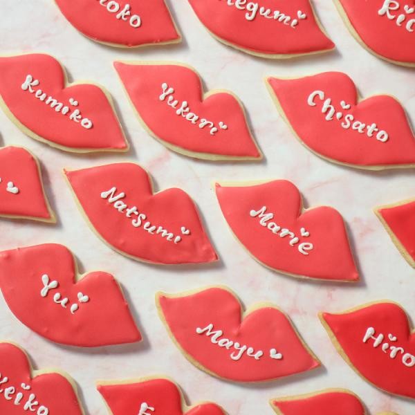 リップ》名入れアイシングクッキー （KITTY SWEETS） | Cake.jp