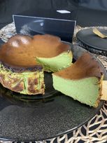 抹茶バスクチーズケーキ 5号 15cm☆お誕生日ギフトやバースデーケーキやお祝いプレゼントにも☆ 母の日のギフト・プレゼント2025