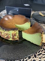 抹茶バスクチーズケーキ 5号 15cm☆バレンタイン＆ホワイトデーやバースデーケーキやお祝いプレゼントにも☆ 