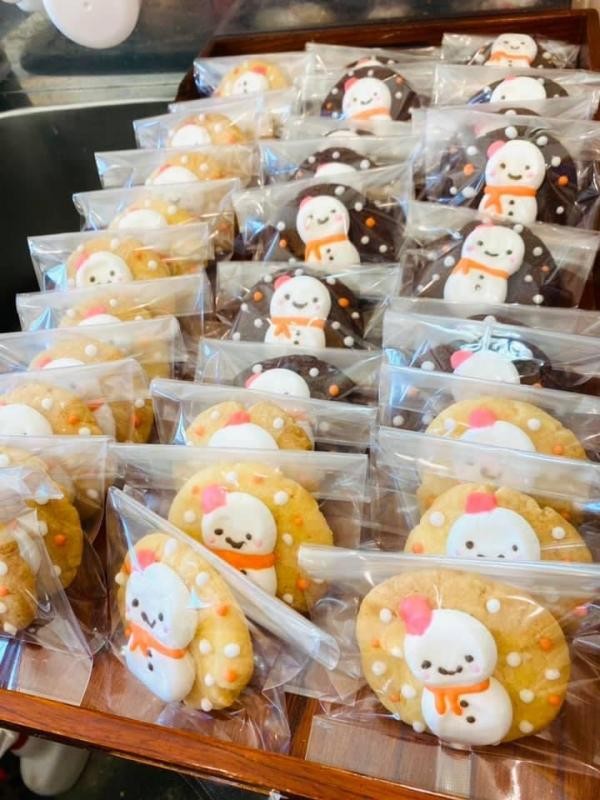 温めてのび?る??ゆきちゃんクッキー?? 2枚セット （せるろいど焼菓子店） | Cake.jp