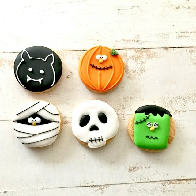 ご予約は10/15まで》【アイシングクッキー】黒猫＋ハロウィン