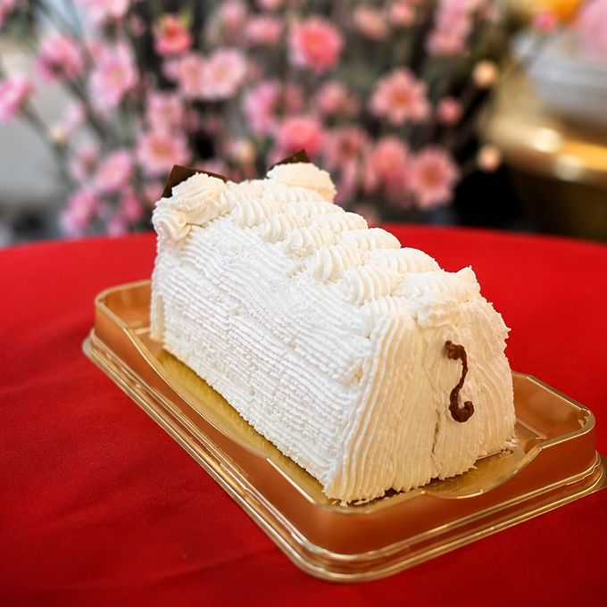 ねこちゃんケーキ（苺ババロア） 5
