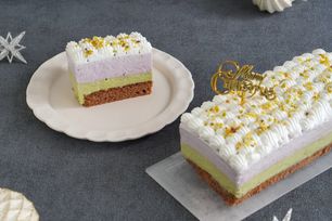 ピスタチオとカシスのショコラムース  