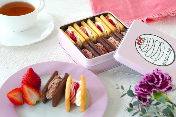 ぴーこさんあまおう苺パウンドケー☓3箱・ヨックモックL Amazon | OKURUX YBC ノアール ザ・クランチ あまおう苺 10個入