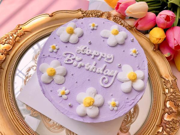 ガチ様＊専用 ・サンデー1680+500 ・センイルケーキ5980 カラー選択♪花柄センイルケーキ 5号（decolne） | Cake.jp