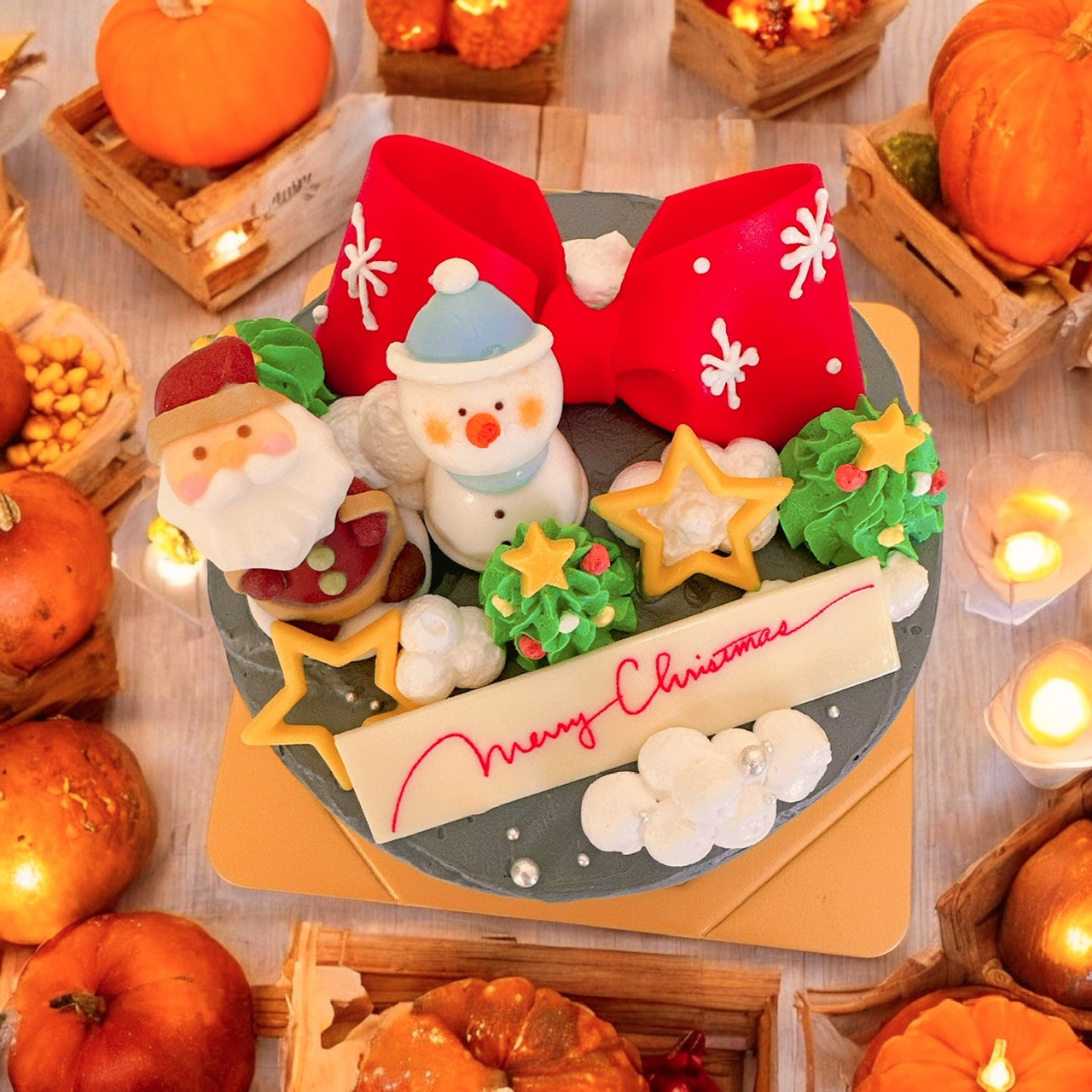 【再販オーダー用】くまとサンタのブッシュドノエル カッティングダイ クリスマス サンタのサインケーキ 5号 クリスマス2025（decolne） | Cake.jp