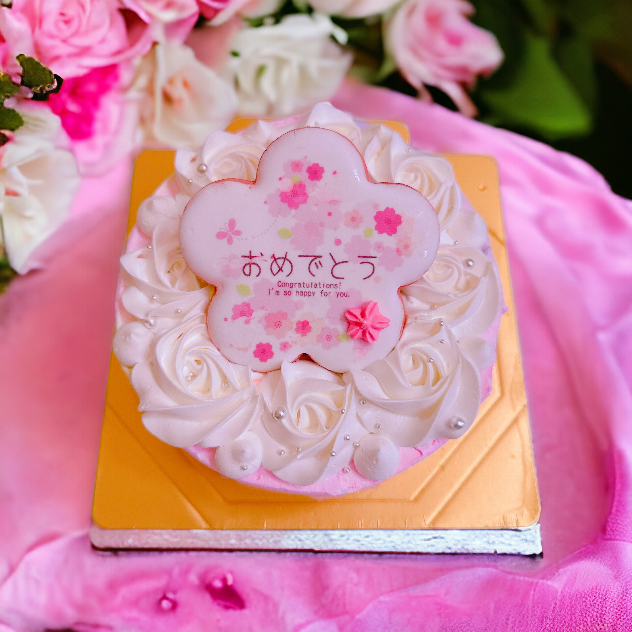 おめでとうローズセンイルケーキ 4号 （decolne） | Cake.jp