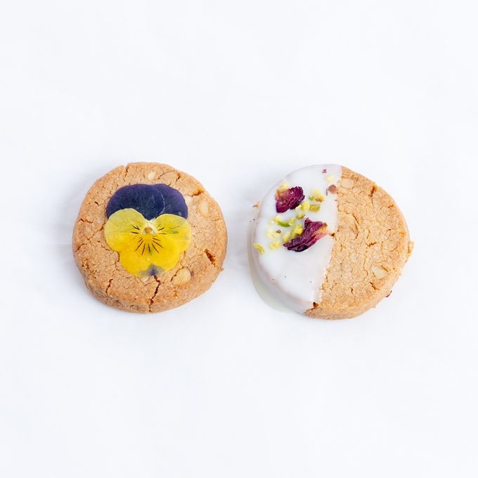 【gmgm】リースフィナンシェ2個・お花の米粉クッキー2袋・ローズバスソルト2袋のセット 5