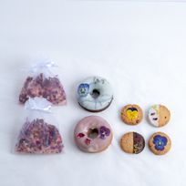 【gmgm】リースフィナンシェ2個・お花の米粉クッキー2袋・ローズバスソルト2袋のセット