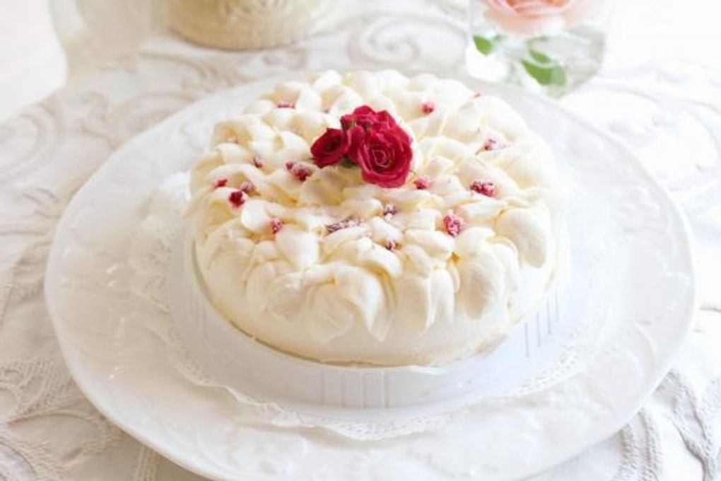 ホワイトローズ レアチーズケーキ   1