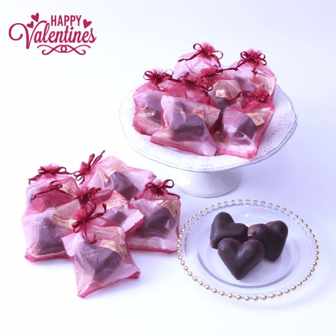 バレンタイン限定「お配り用ハートのチョコドーナツ12個」 7