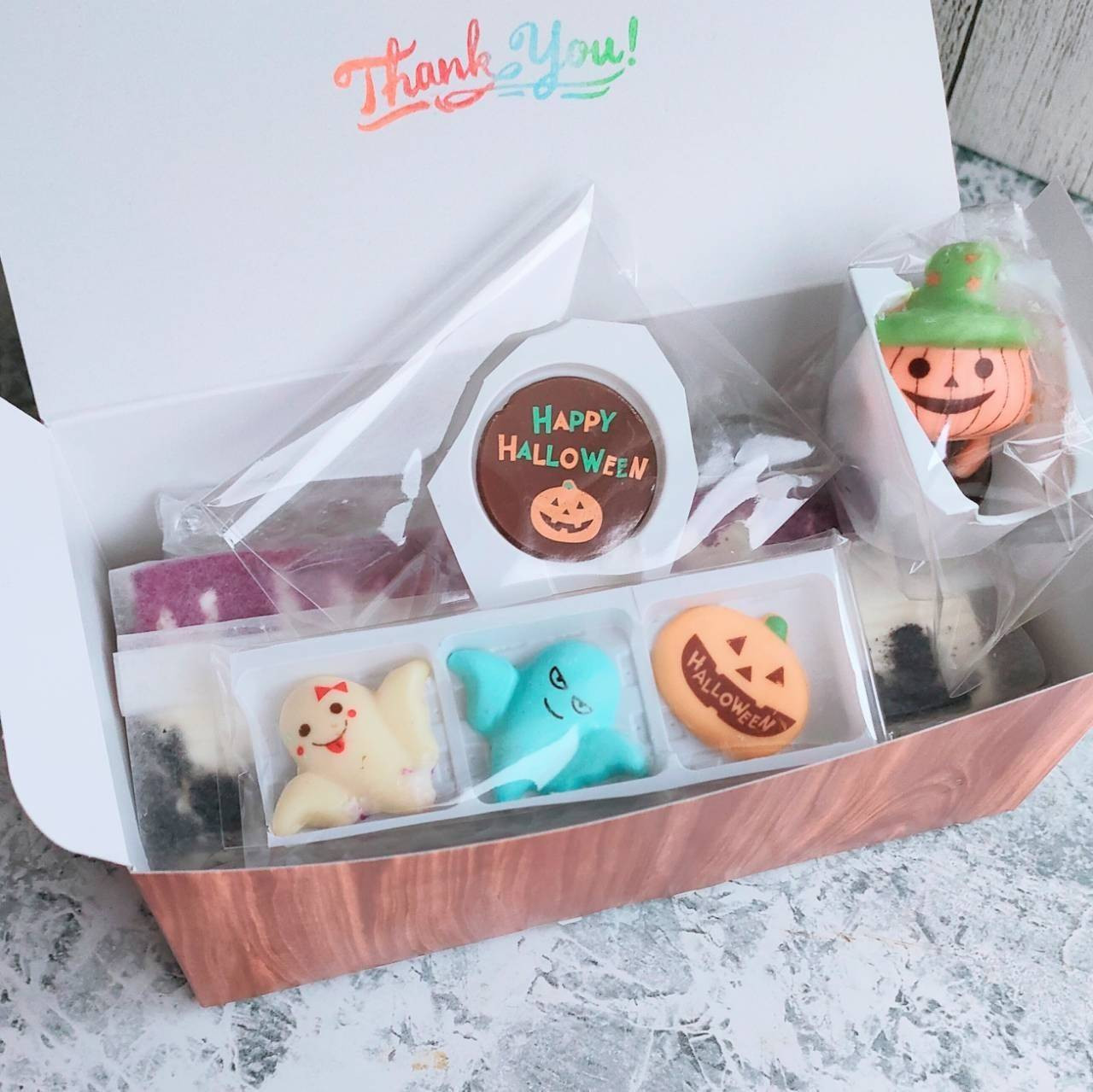 ハロウィン限定！自分でデコるシマシマケーキ！（ミホパンポップケーキ