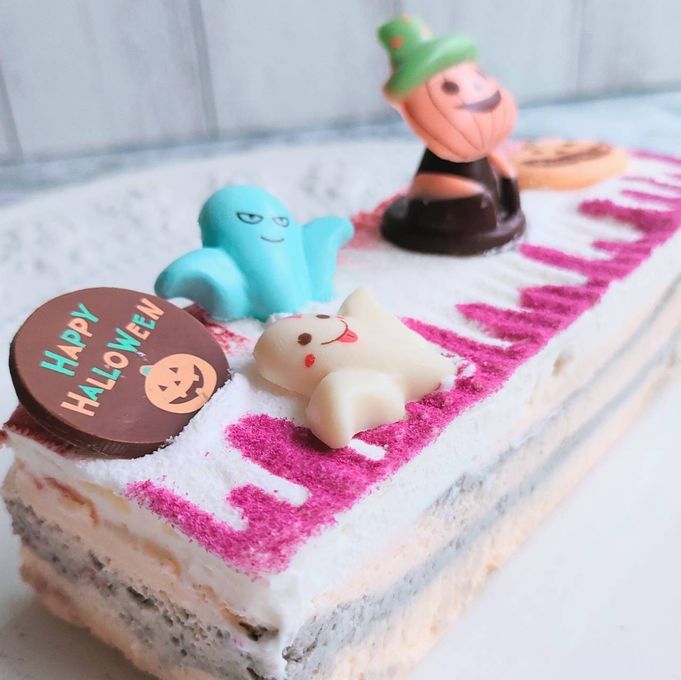ハロウィン限定！自分でデコるシマシマケーキ！ 3