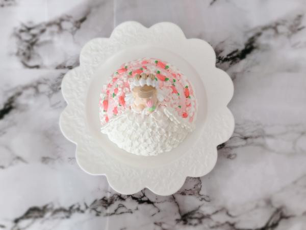ドールケーキ（色の変更可能） 4号（La vie en Rose） | Cake.jp