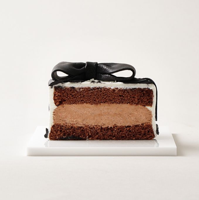 リボンケーキ(色の変更可) 3号 ランチボックス入り(La vie en リボンケーキ(色の変更可) 3号 ランチボックス入り(La vie en